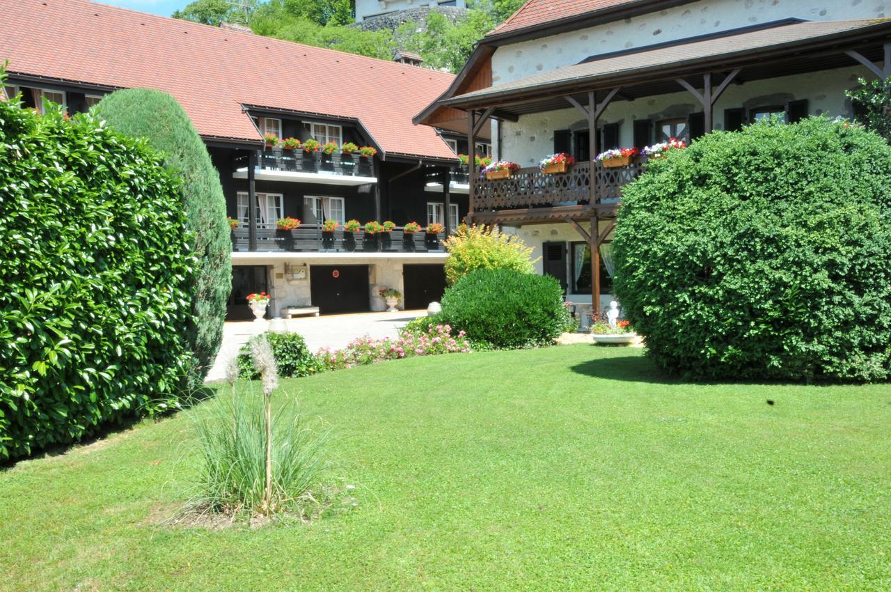 Auberge Du Roselet Duingt Exterior foto