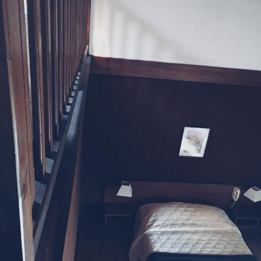 Auberge Du Roselet Duingt Zimmer foto